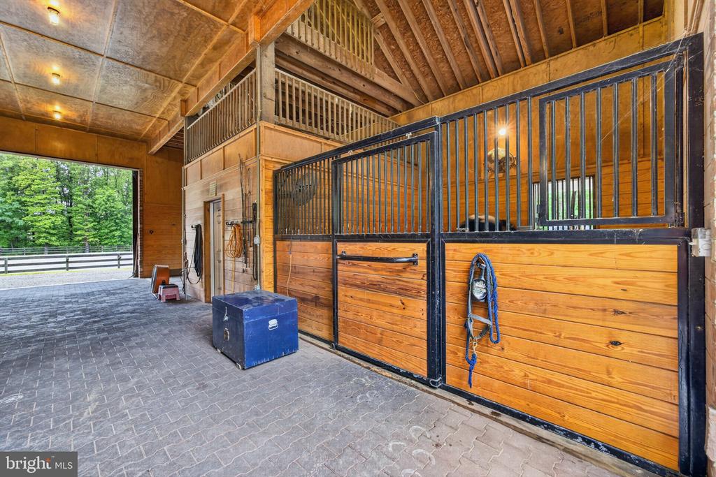 1108 SHALLOW ROAD
