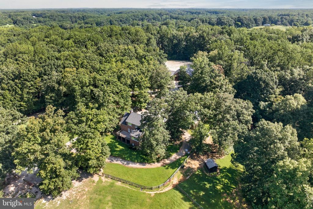 1108 SHALLOW ROAD