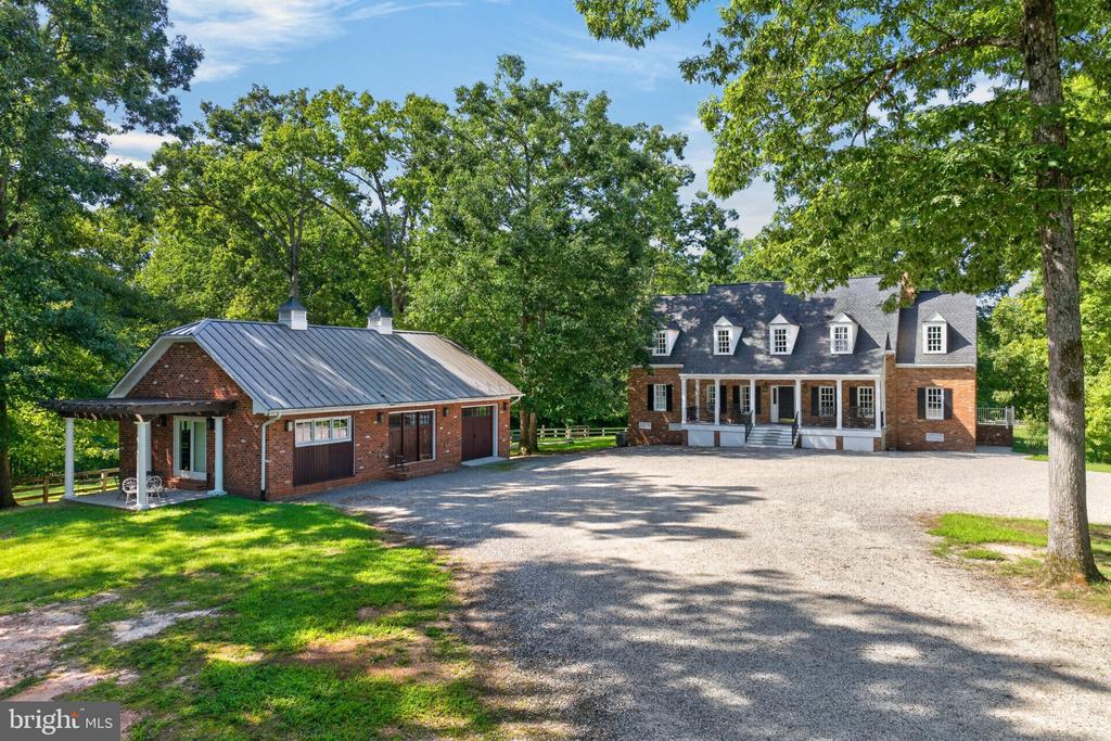 1108 SHALLOW ROAD