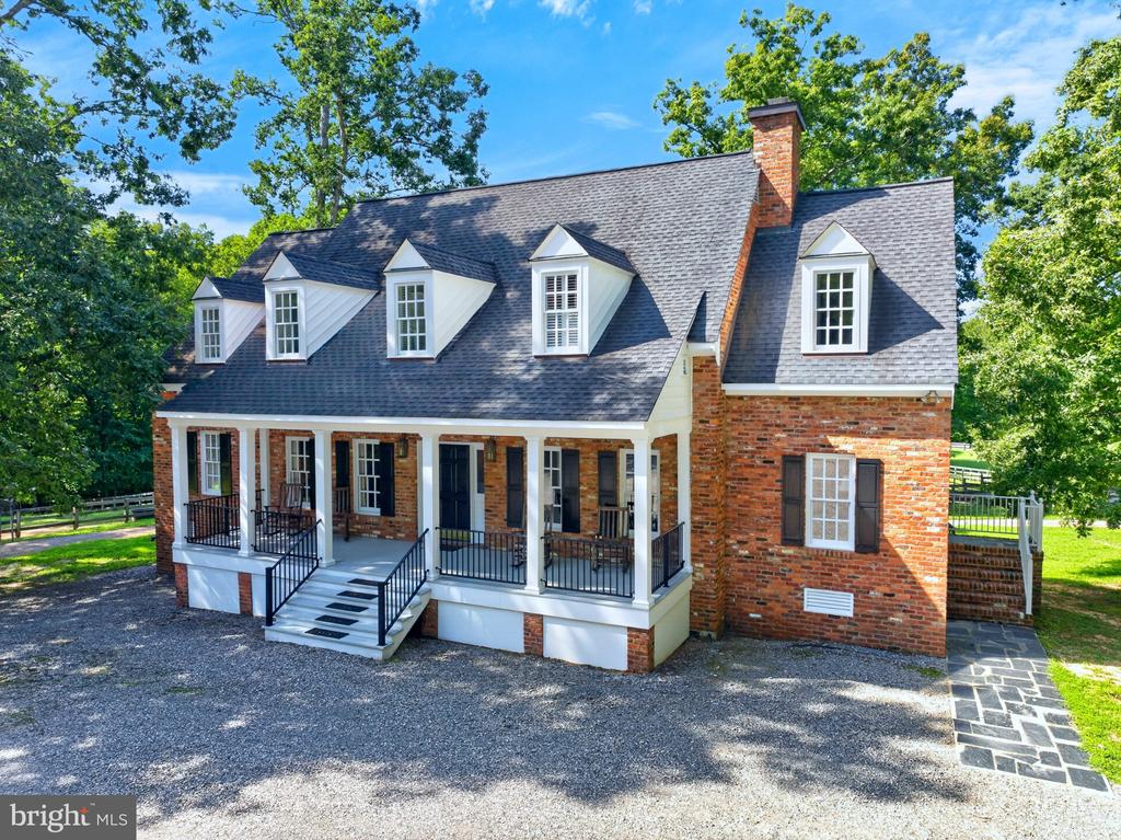 1108 SHALLOW ROAD