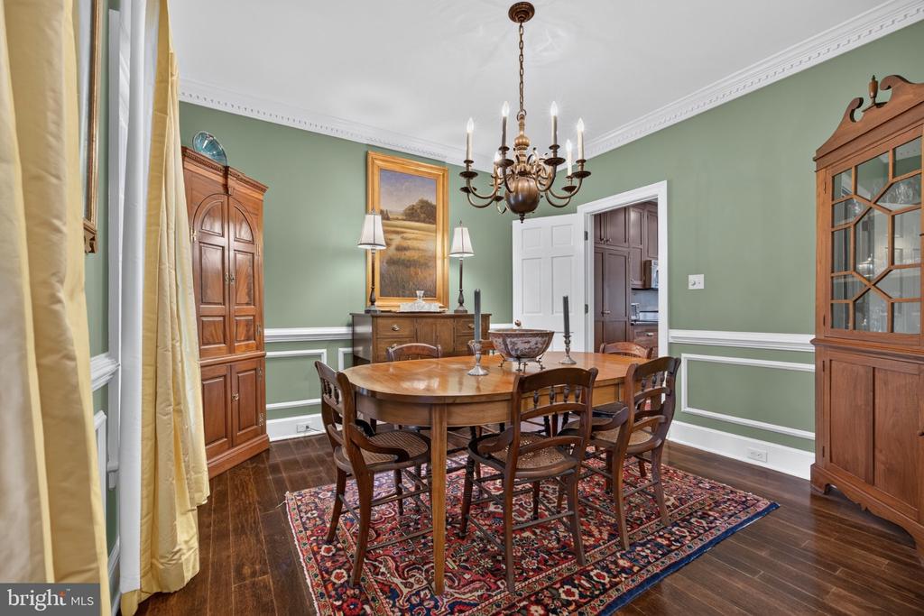 1108 SHALLOW ROAD