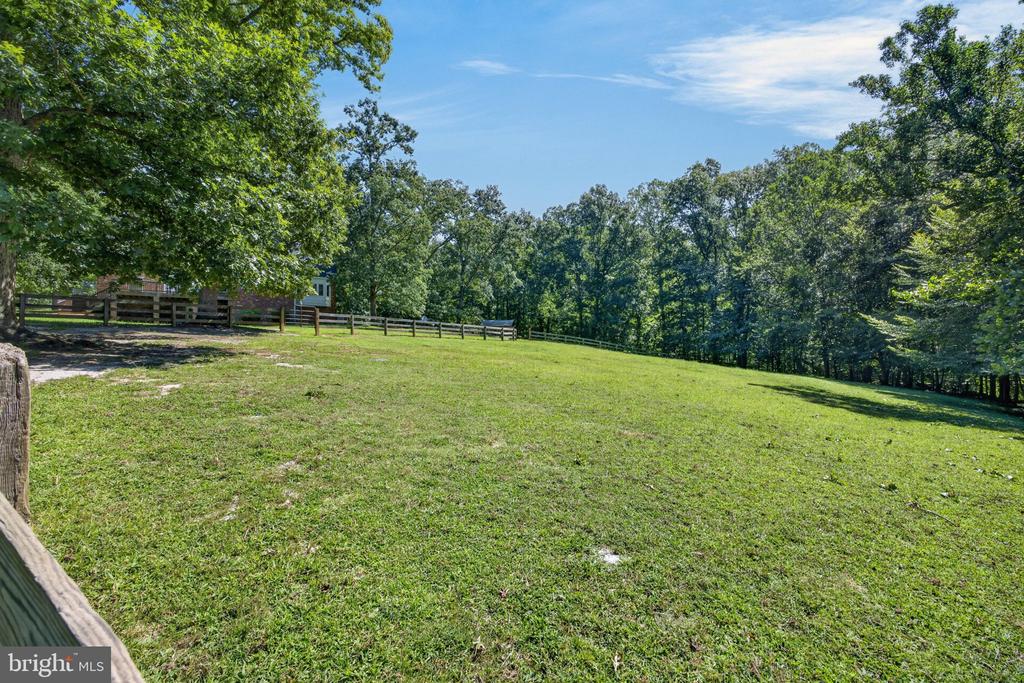 1108 SHALLOW ROAD