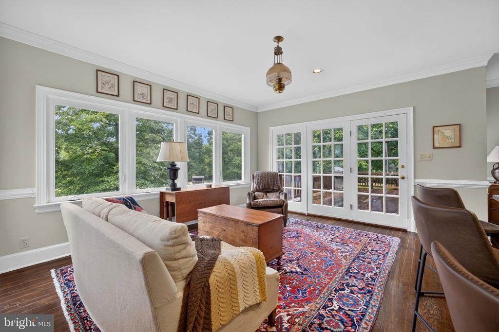 1108 SHALLOW ROAD