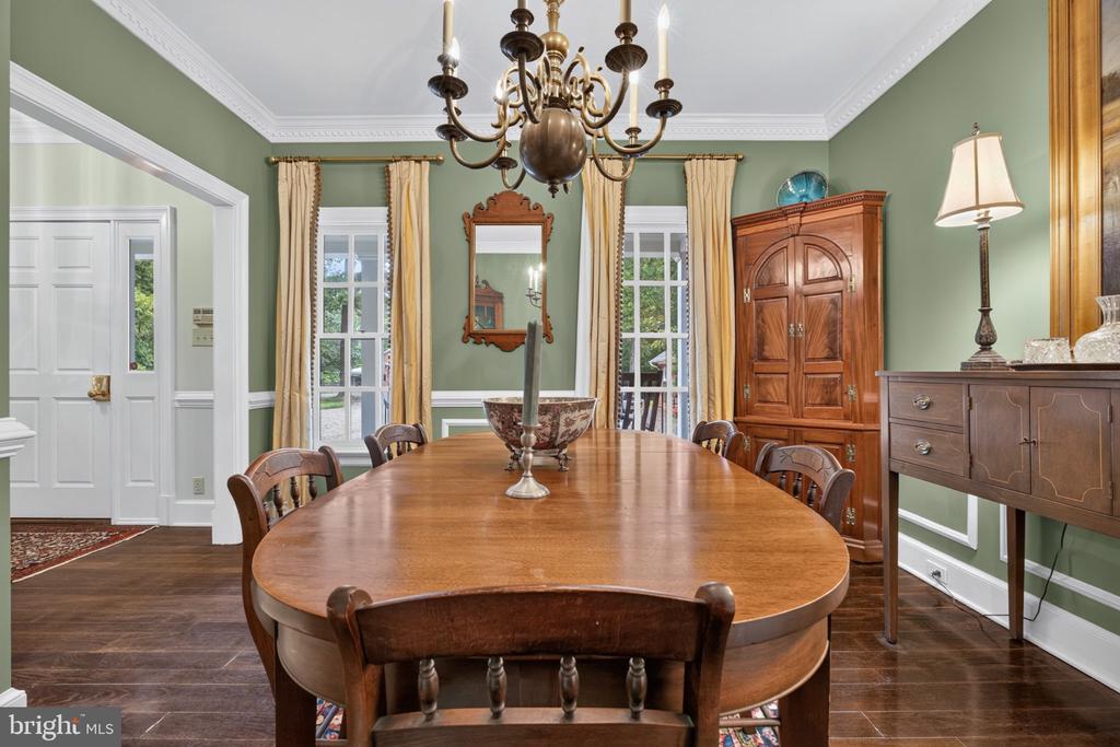 1108 SHALLOW ROAD