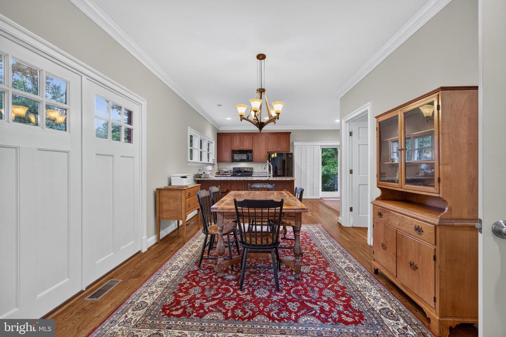 1108 SHALLOW ROAD