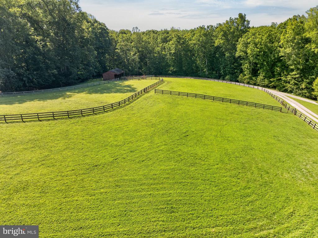 1108 SHALLOW ROAD