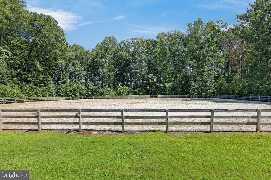 1108 SHALLOW ROAD