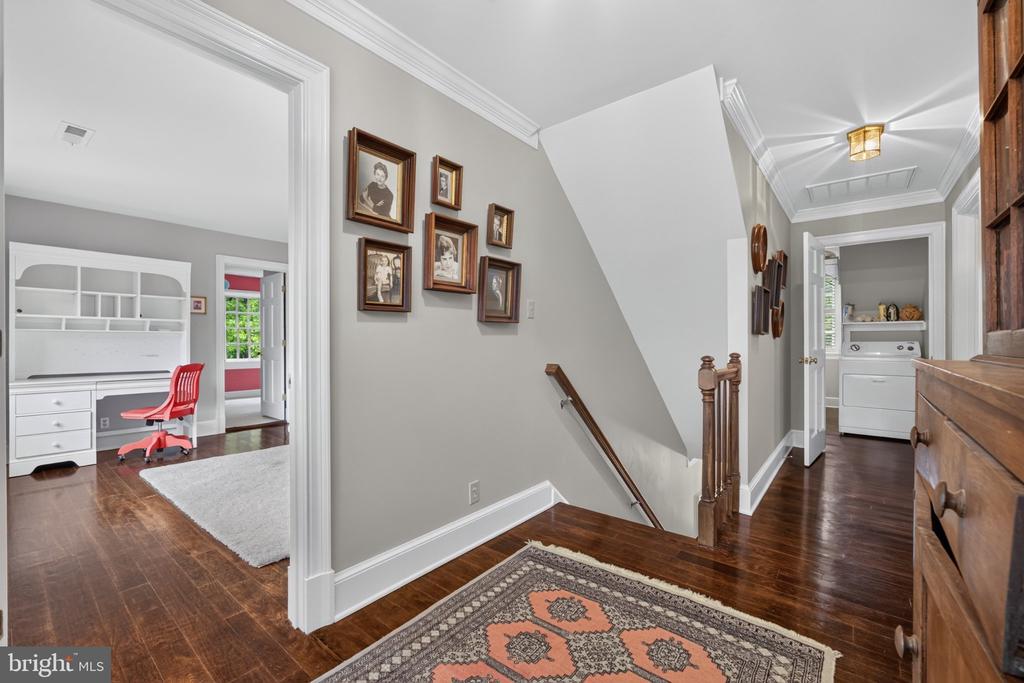 1108 SHALLOW ROAD