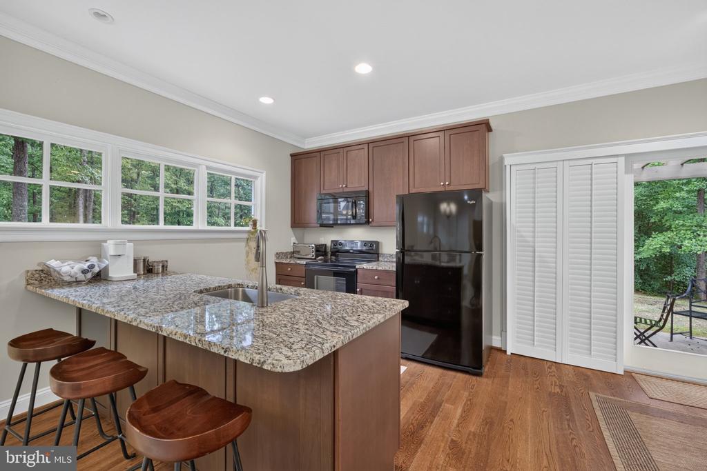 1108 SHALLOW ROAD