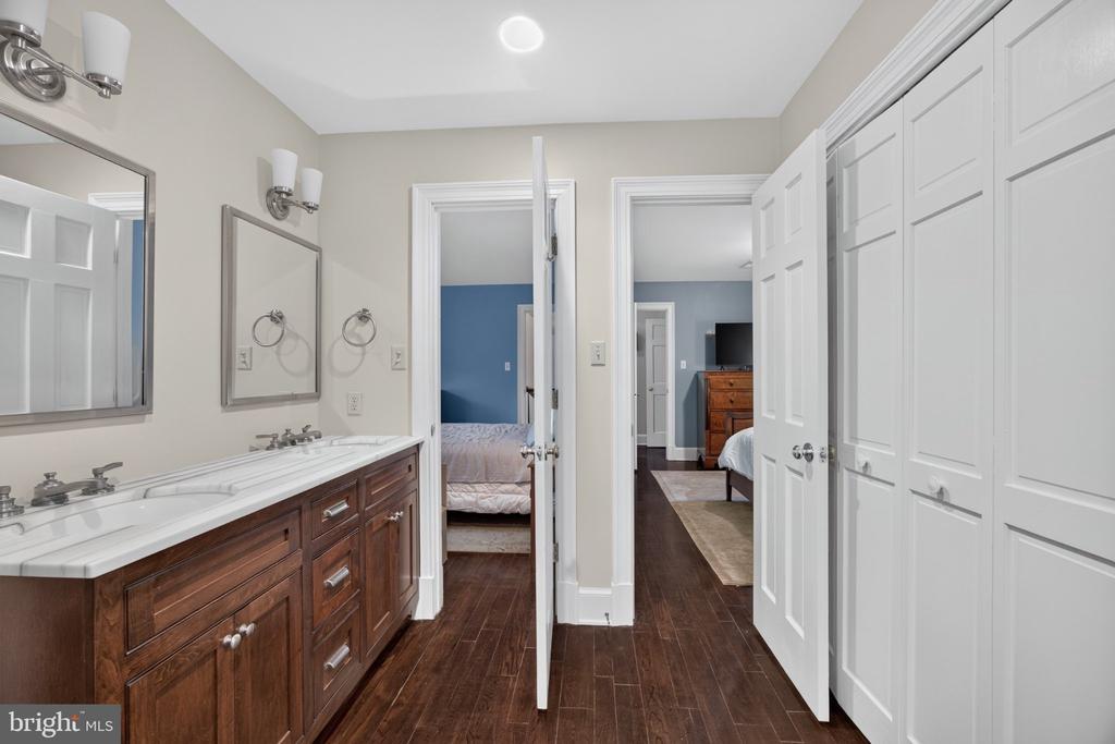 1108 SHALLOW ROAD