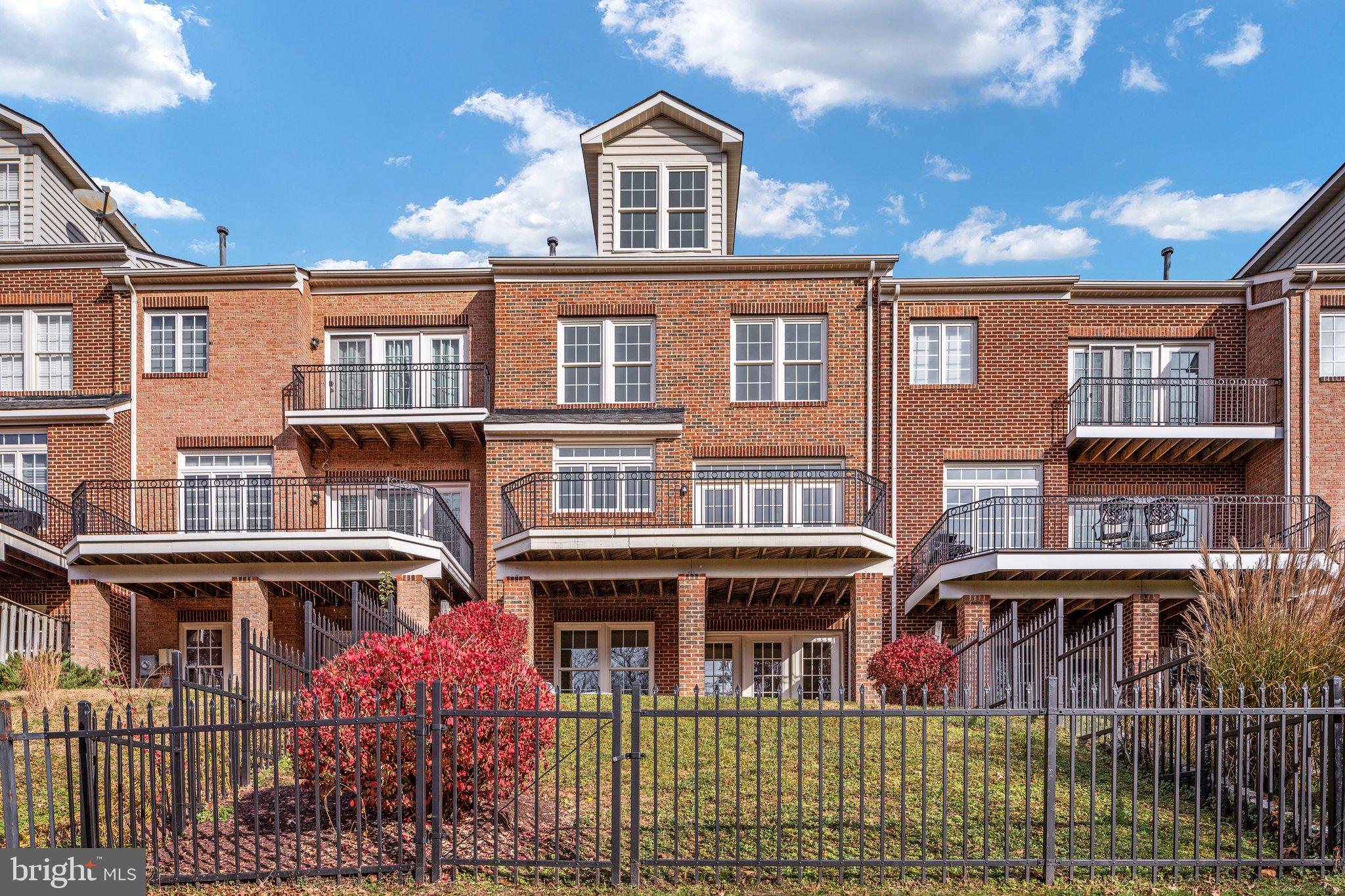 18521 BEAR CREEK TERRACE