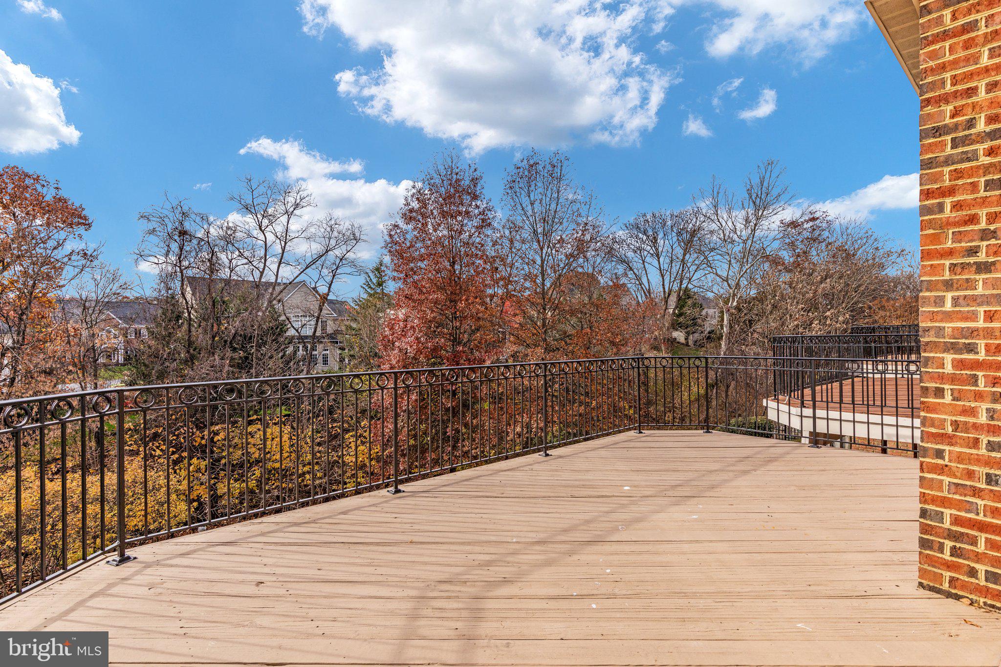 18521 BEAR CREEK TERRACE