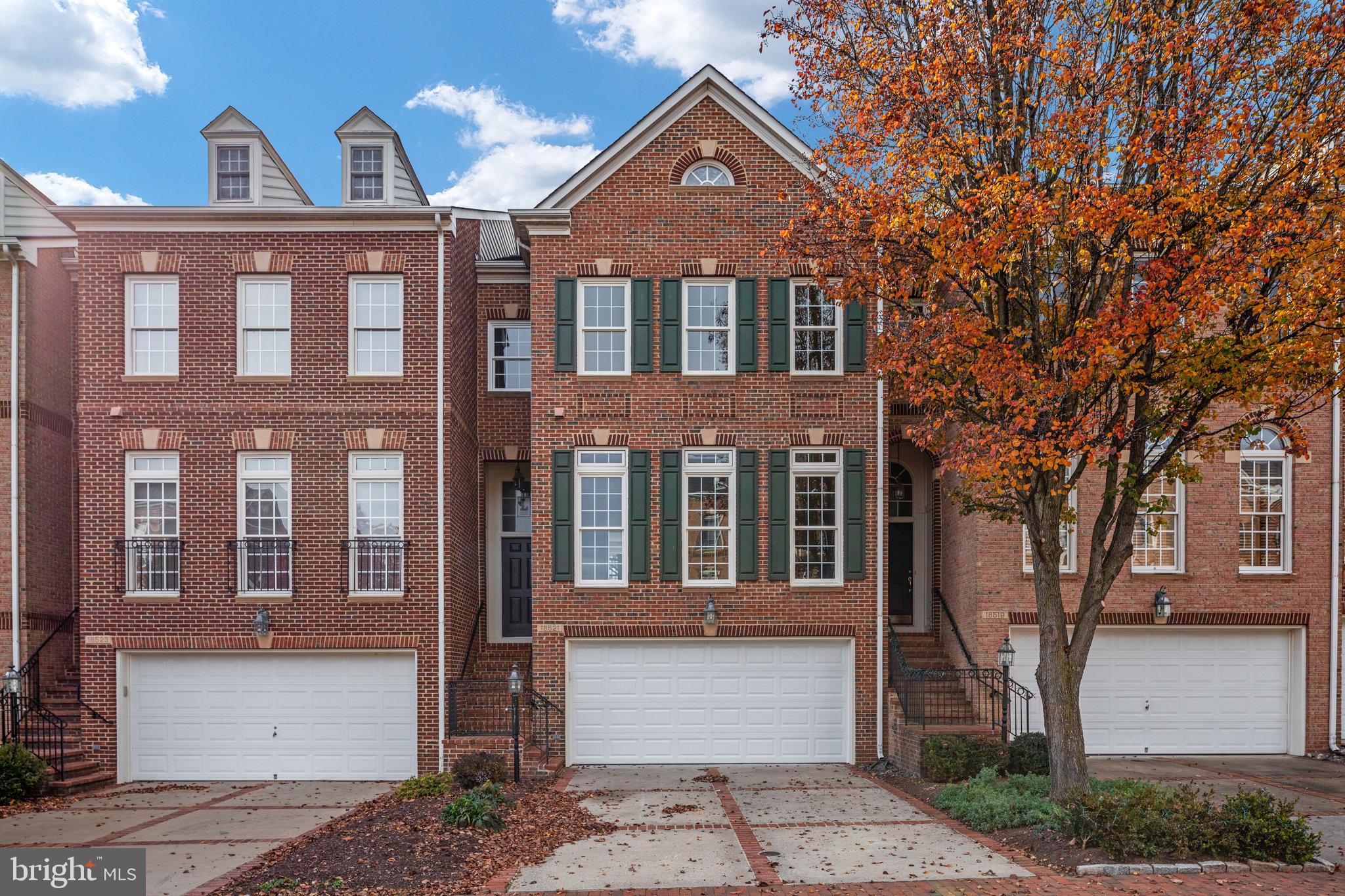 18521 BEAR CREEK TERRACE