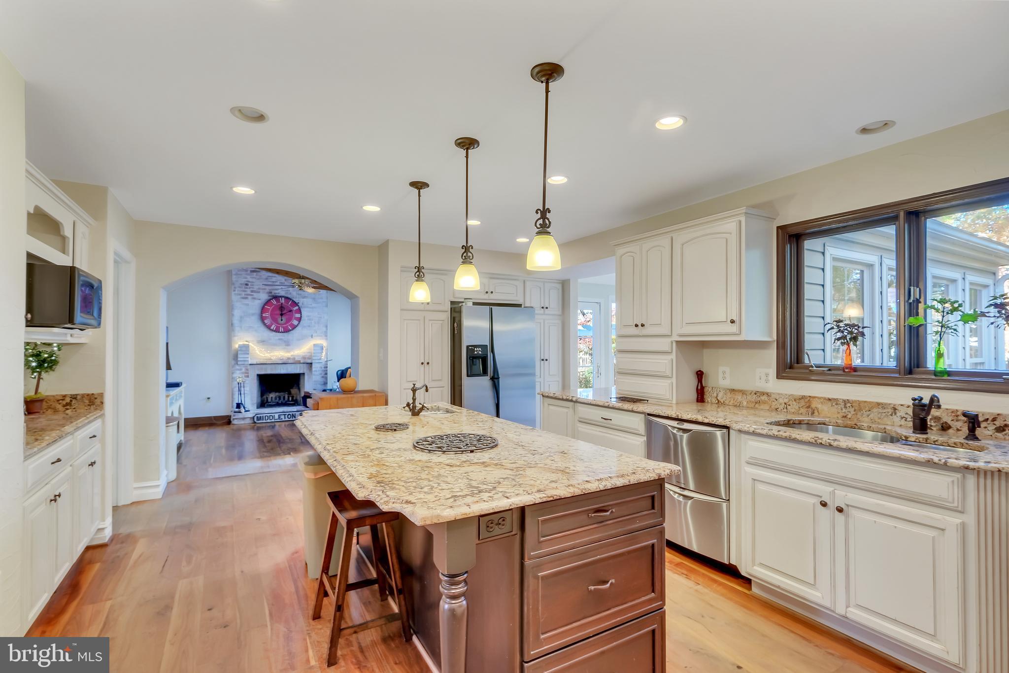 21312 ARROWHEAD COURT