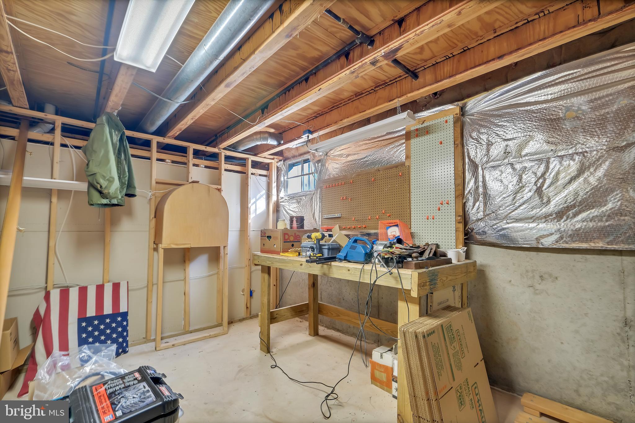 21312 ARROWHEAD COURT