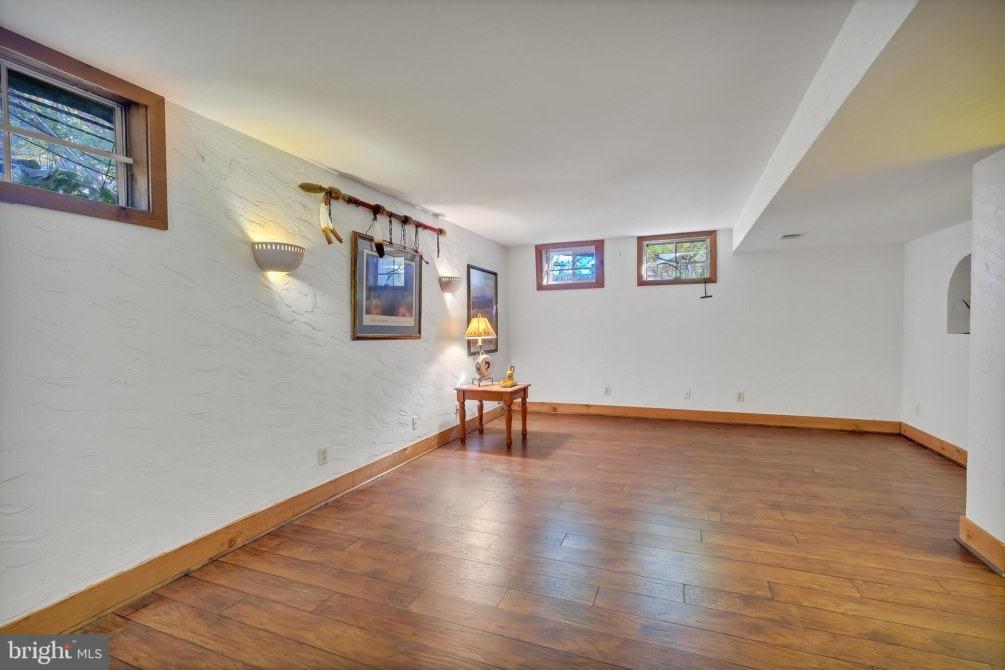 21312 ARROWHEAD COURT