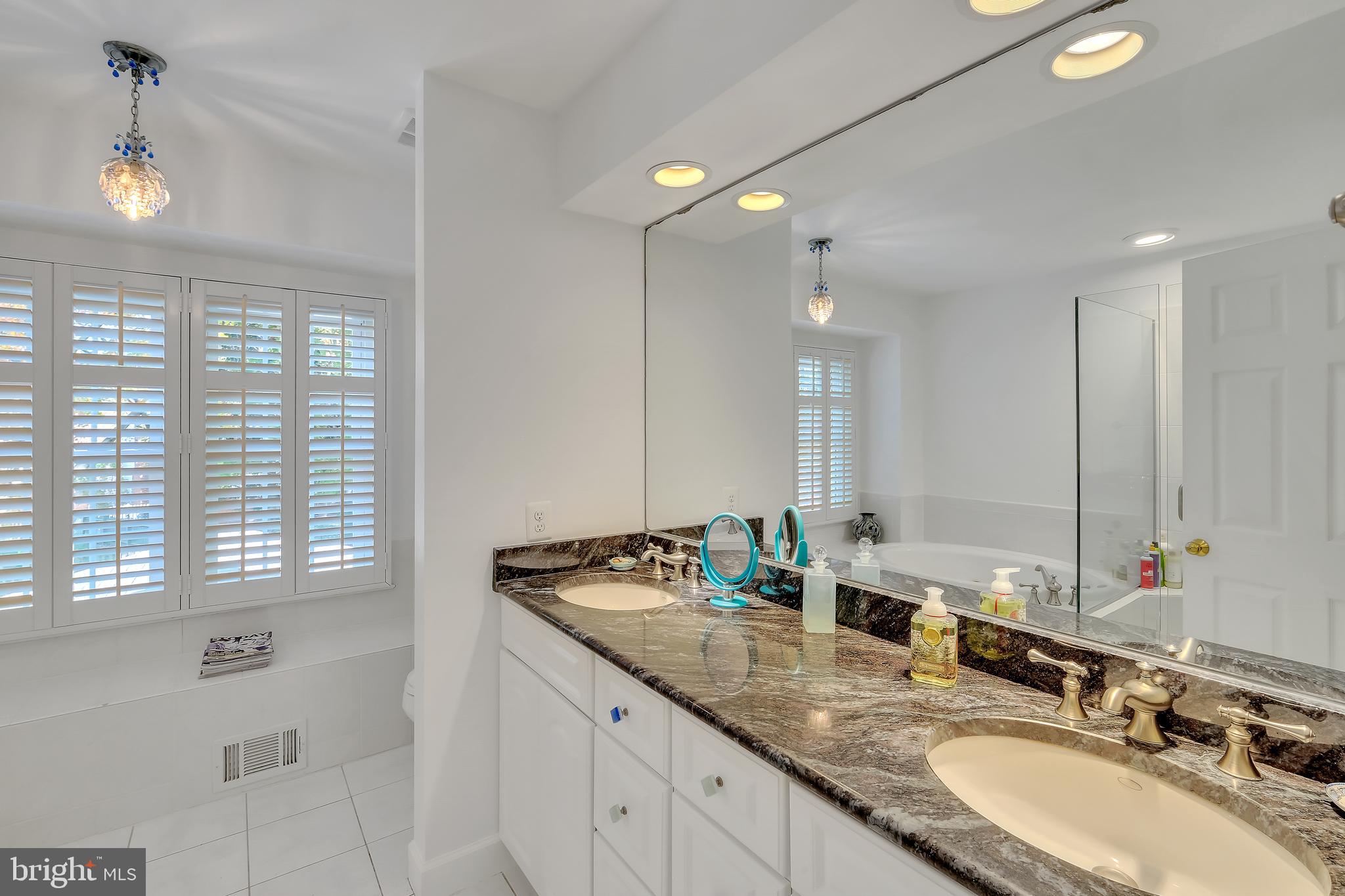 21312 ARROWHEAD COURT