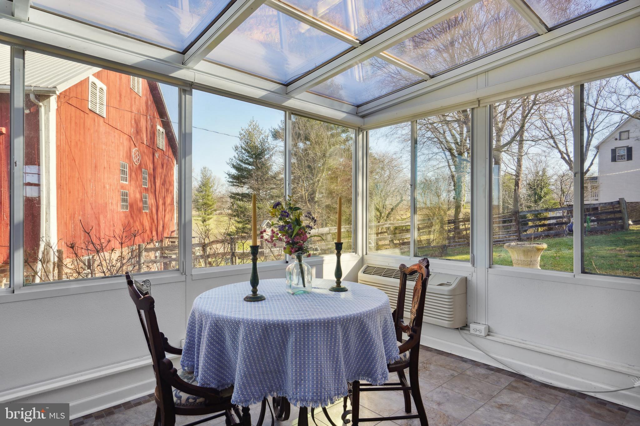 39595 WEATHERLEA FARM LANE