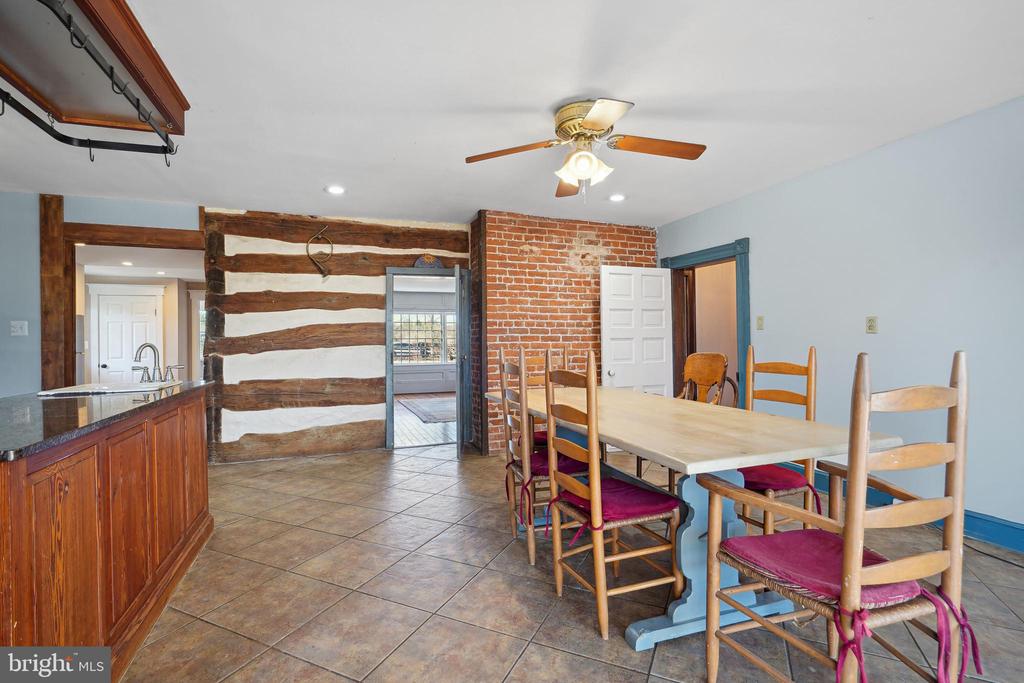 39595 WEATHERLEA FARM LANE