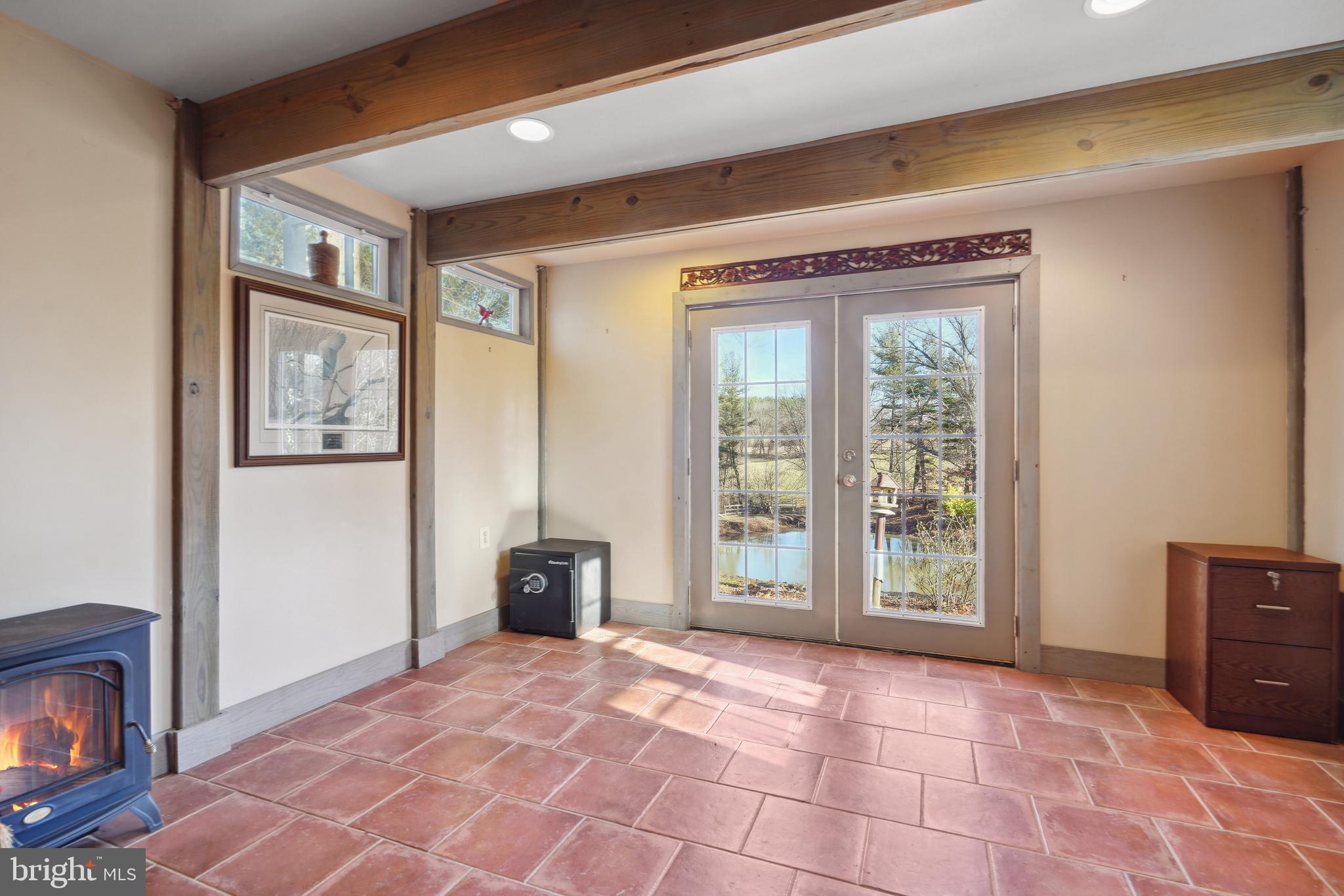 39595 WEATHERLEA FARM LANE