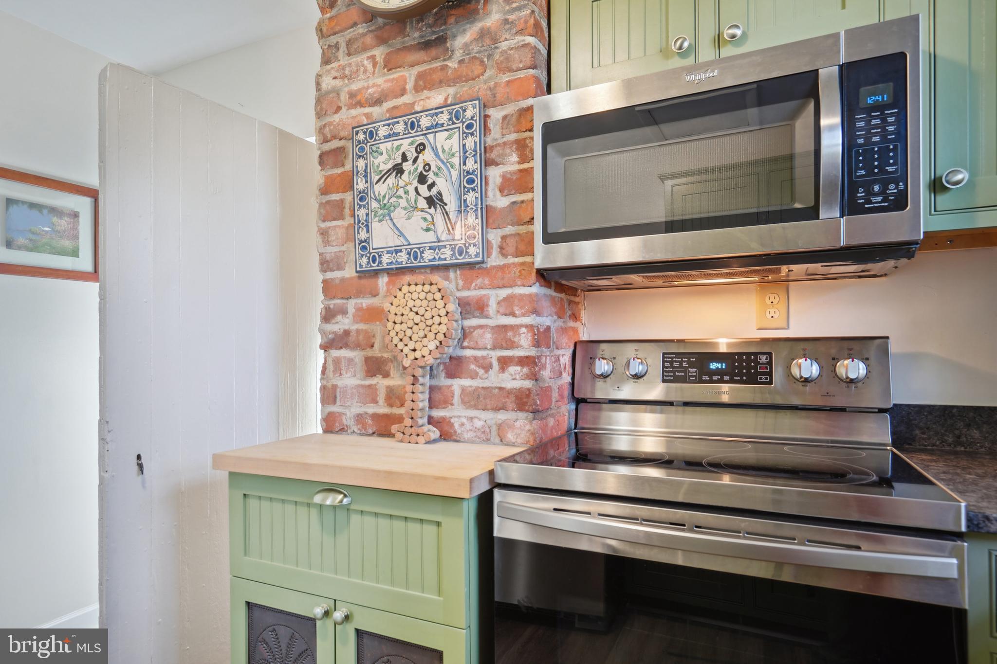 39595 WEATHERLEA FARM LANE