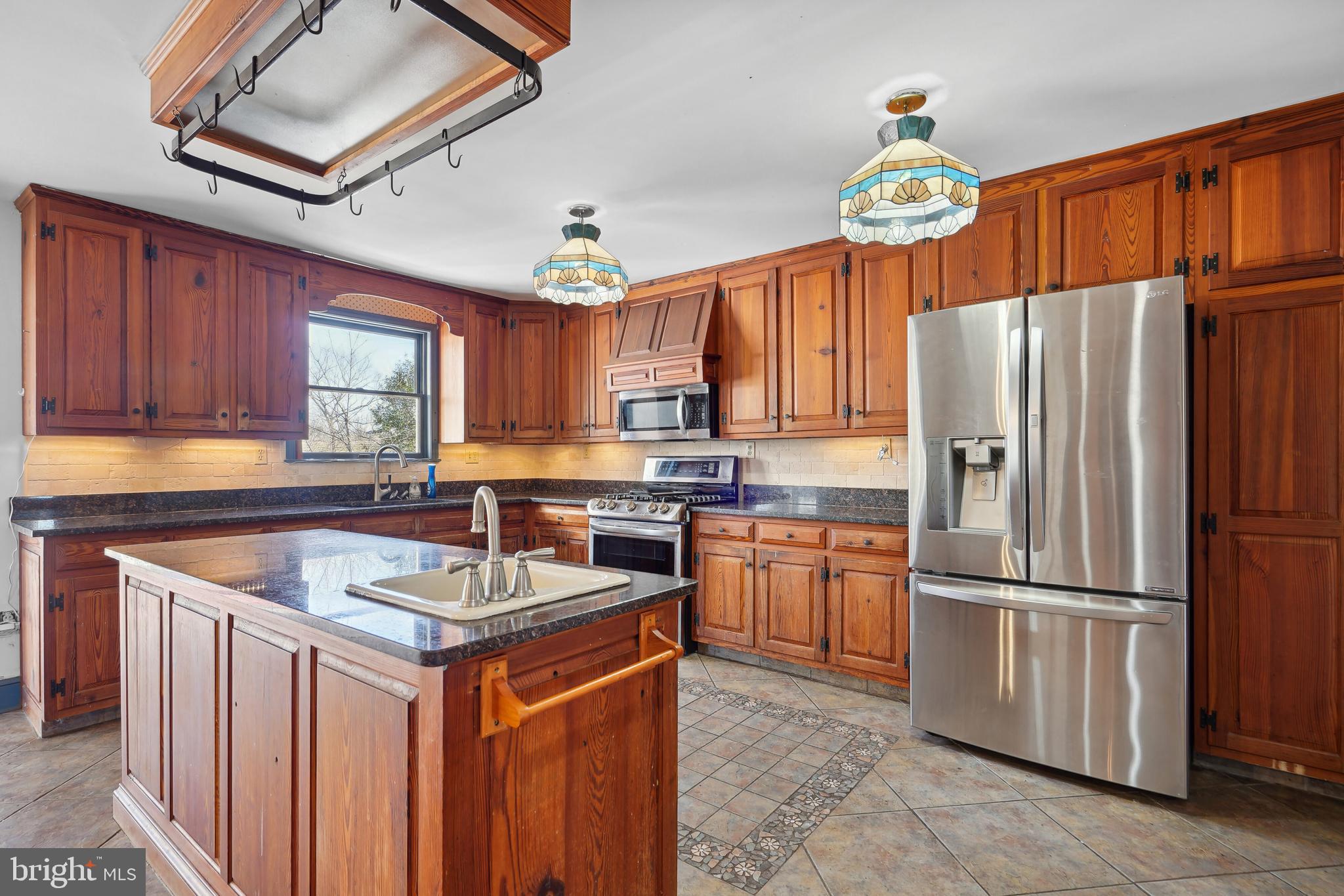 39595 WEATHERLEA FARM LANE