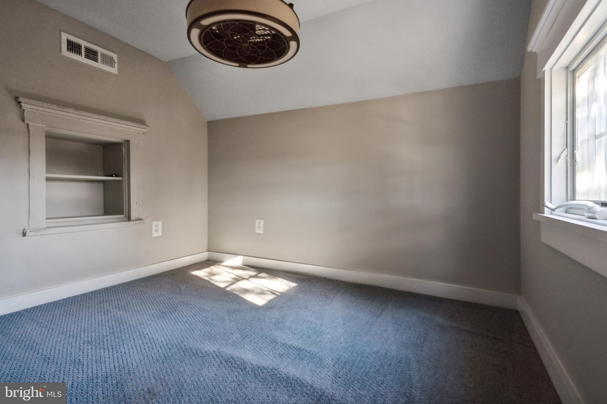 39595 WEATHERLEA FARM LANE