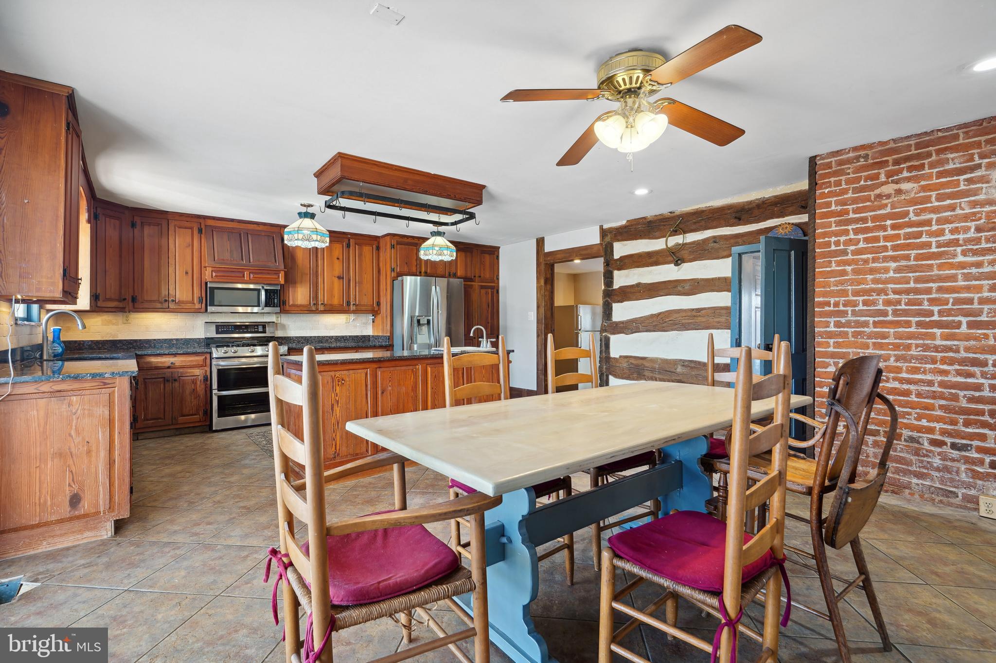 39595 WEATHERLEA FARM LANE