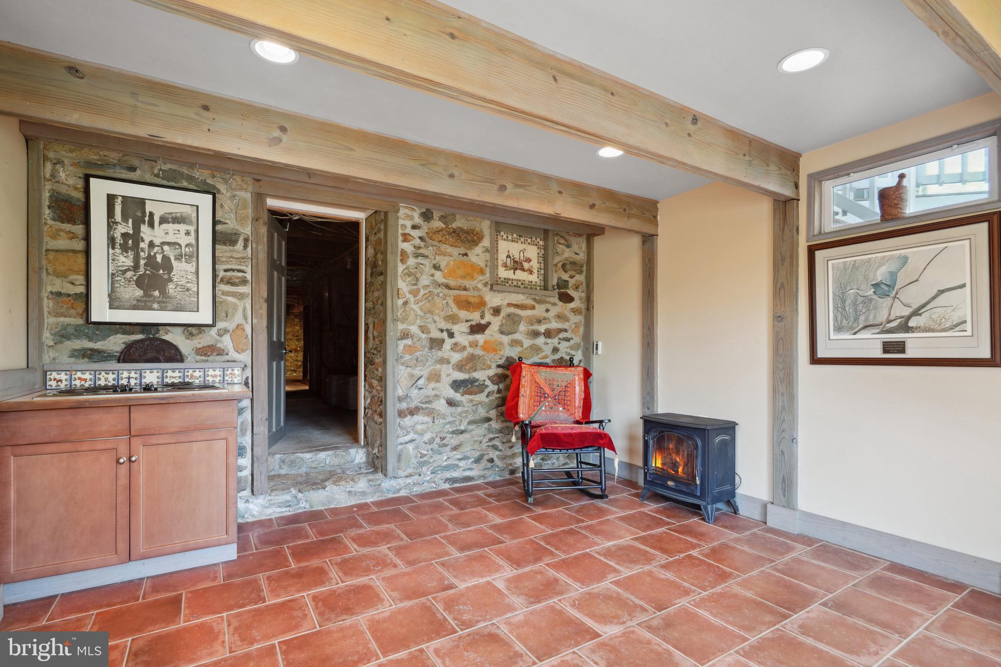 39595 WEATHERLEA FARM LANE