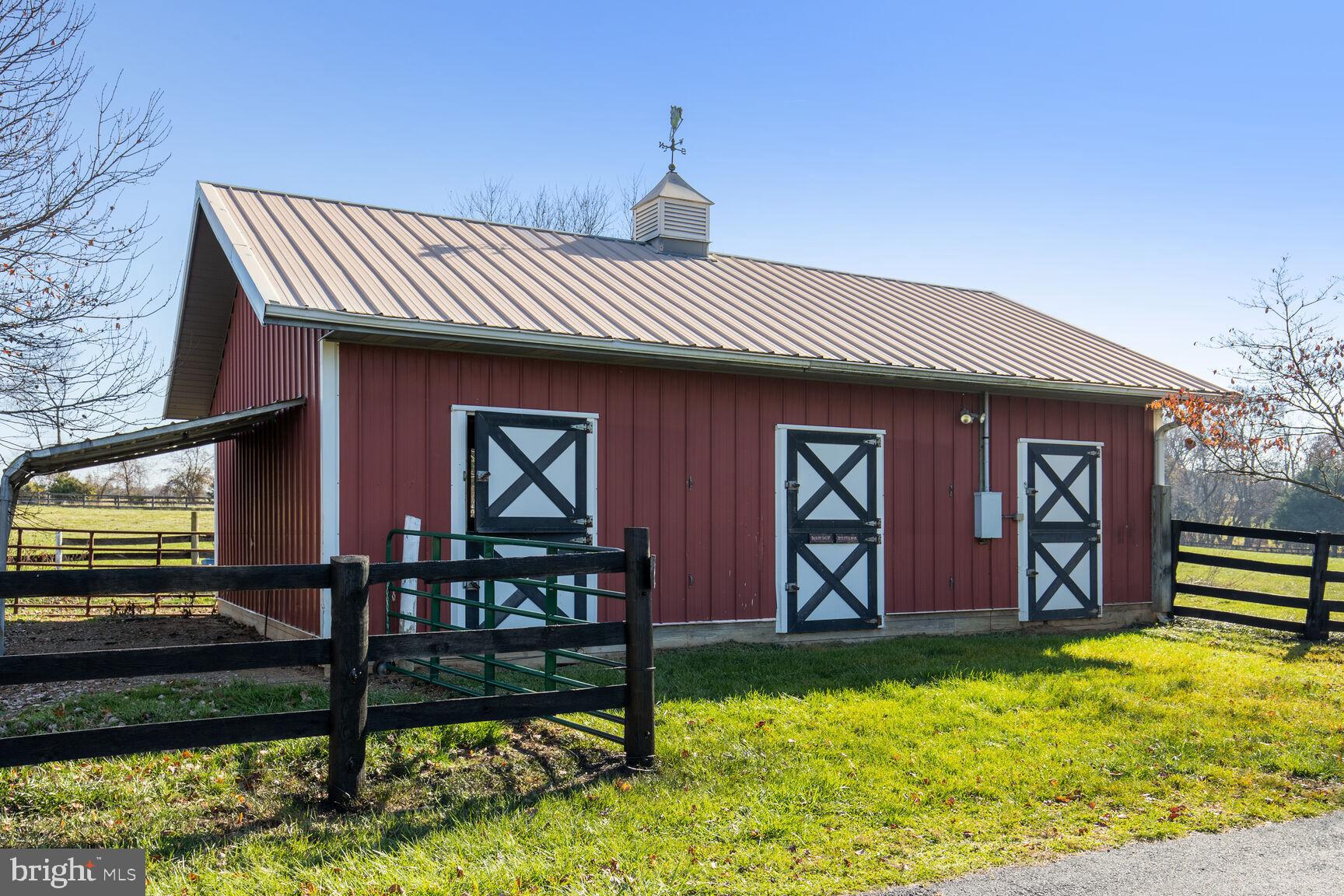 39595 WEATHERLEA FARM LANE