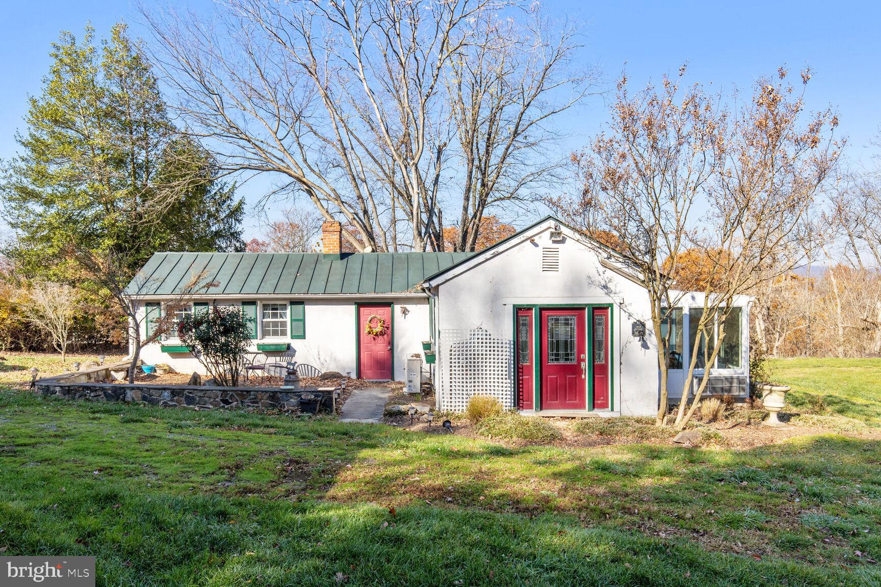 39595 WEATHERLEA FARM LANE