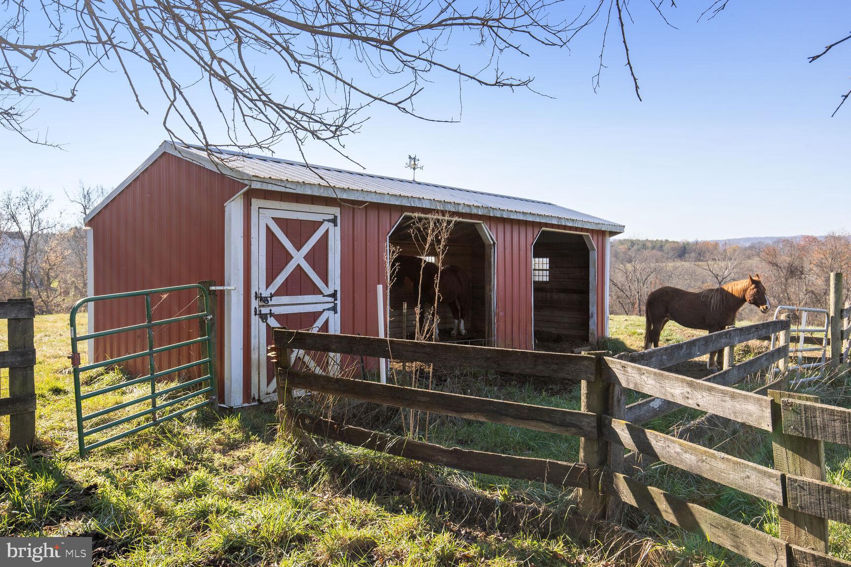 39595 WEATHERLEA FARM LANE