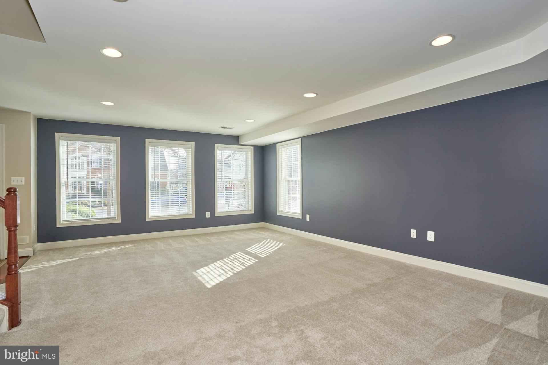 25775 MEWS TERRACE