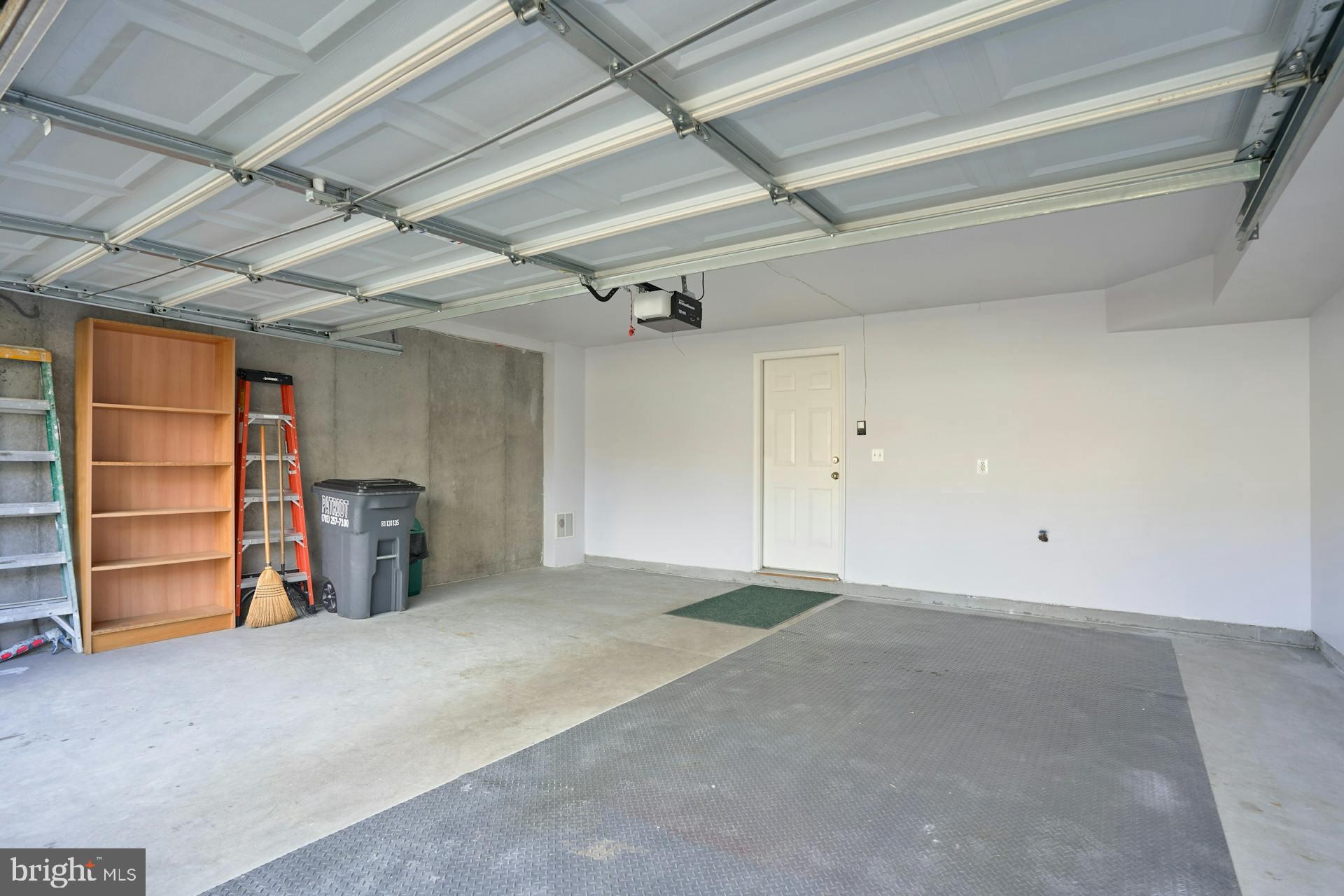 25775 MEWS TERRACE
