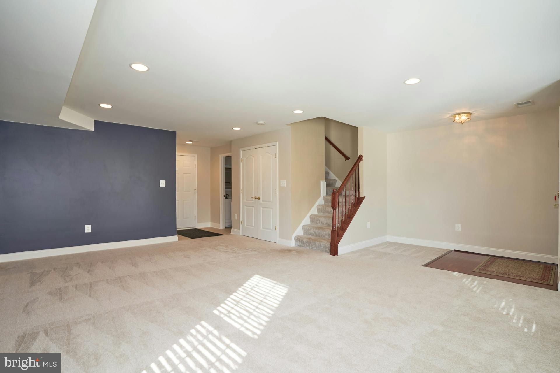 25775 MEWS TERRACE