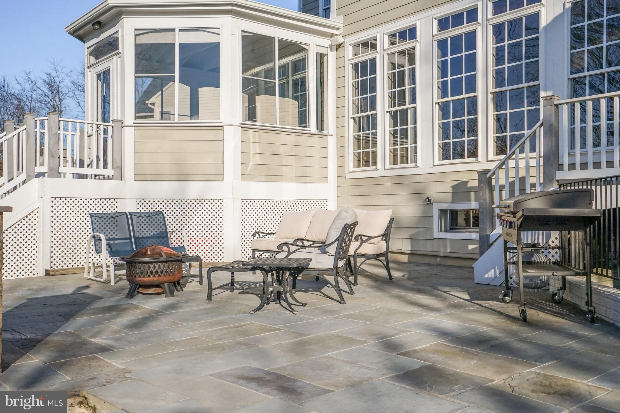 21835 ENGLESIDE PLACE