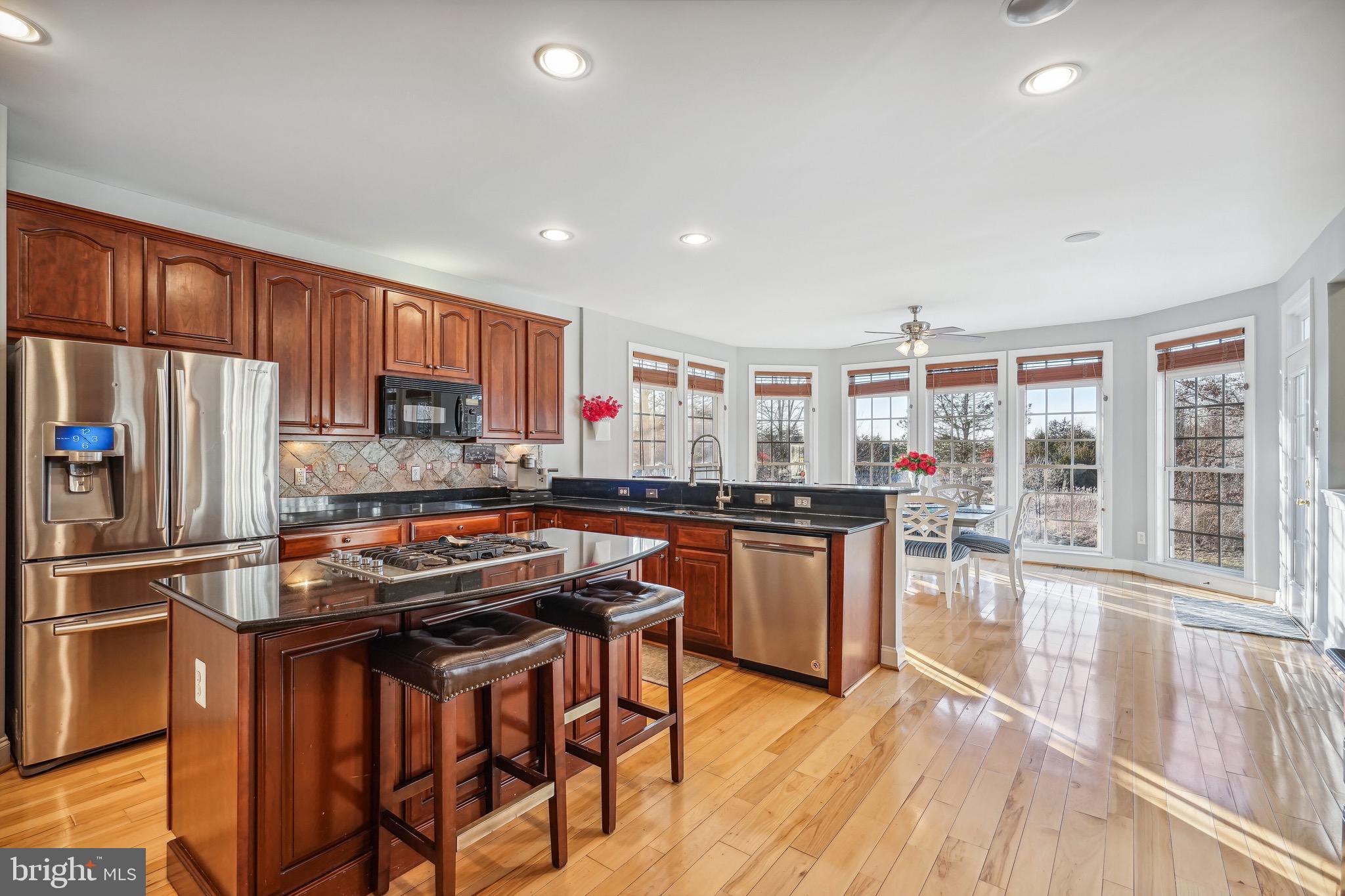 21835 ENGLESIDE PLACE