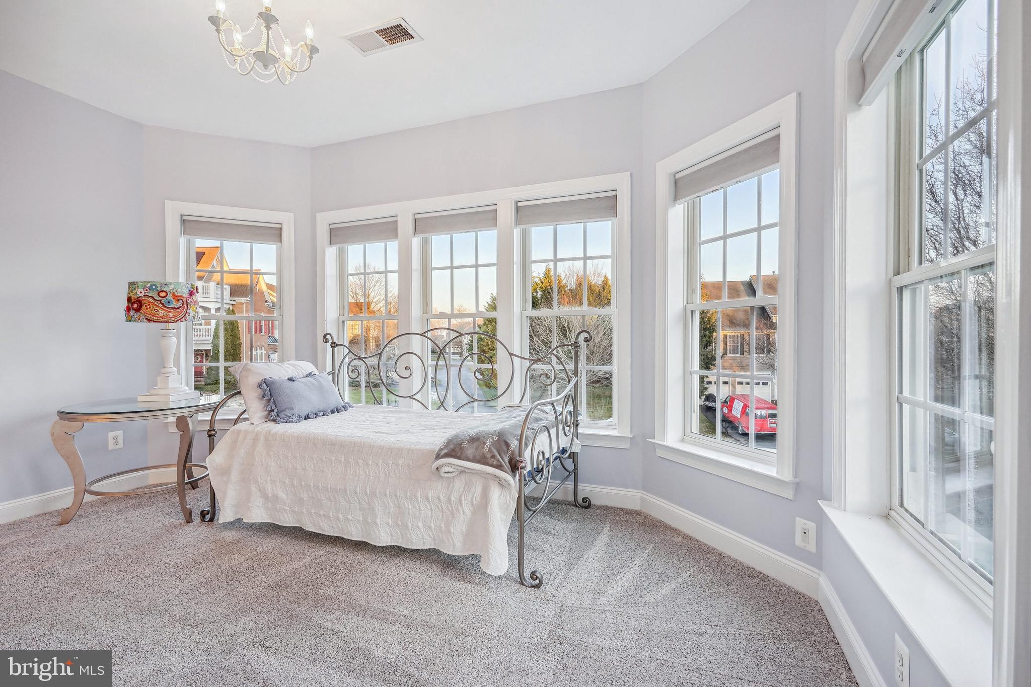 21835 ENGLESIDE PLACE