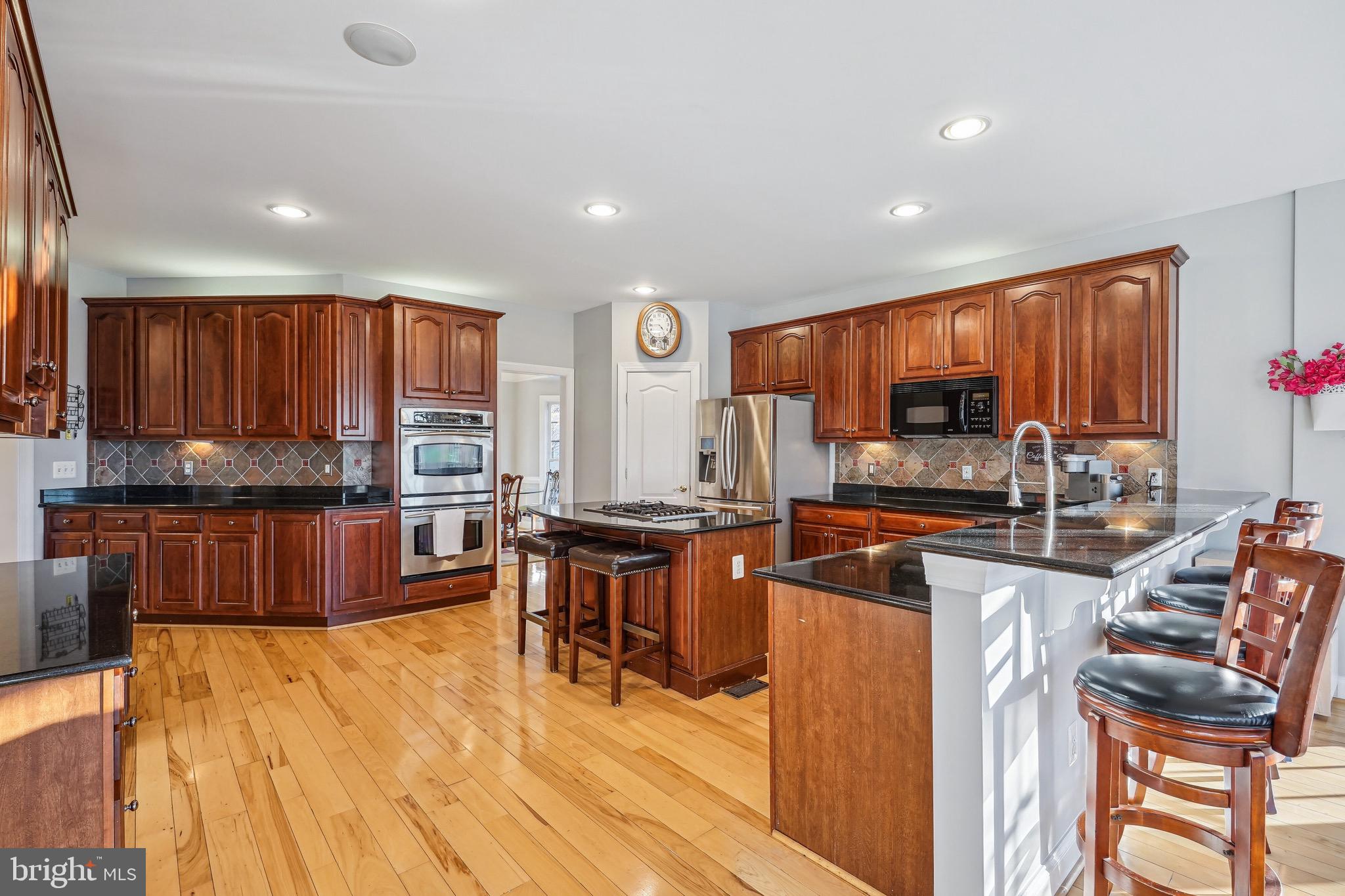 21835 ENGLESIDE PLACE