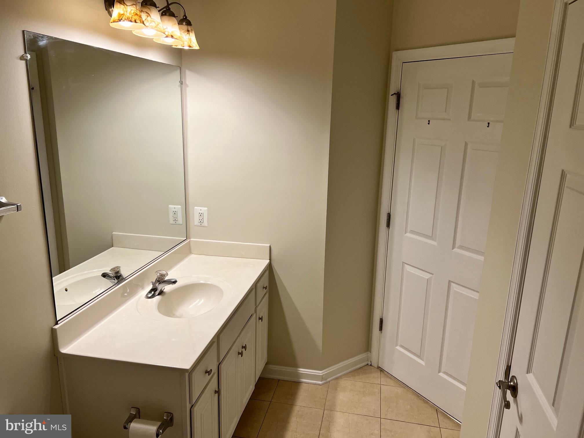 21216 MCFADDEN SQUARE 306