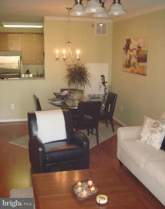 21216 MCFADDEN SQUARE 306