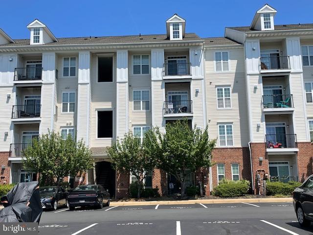 21216 MCFADDEN SQUARE 306
