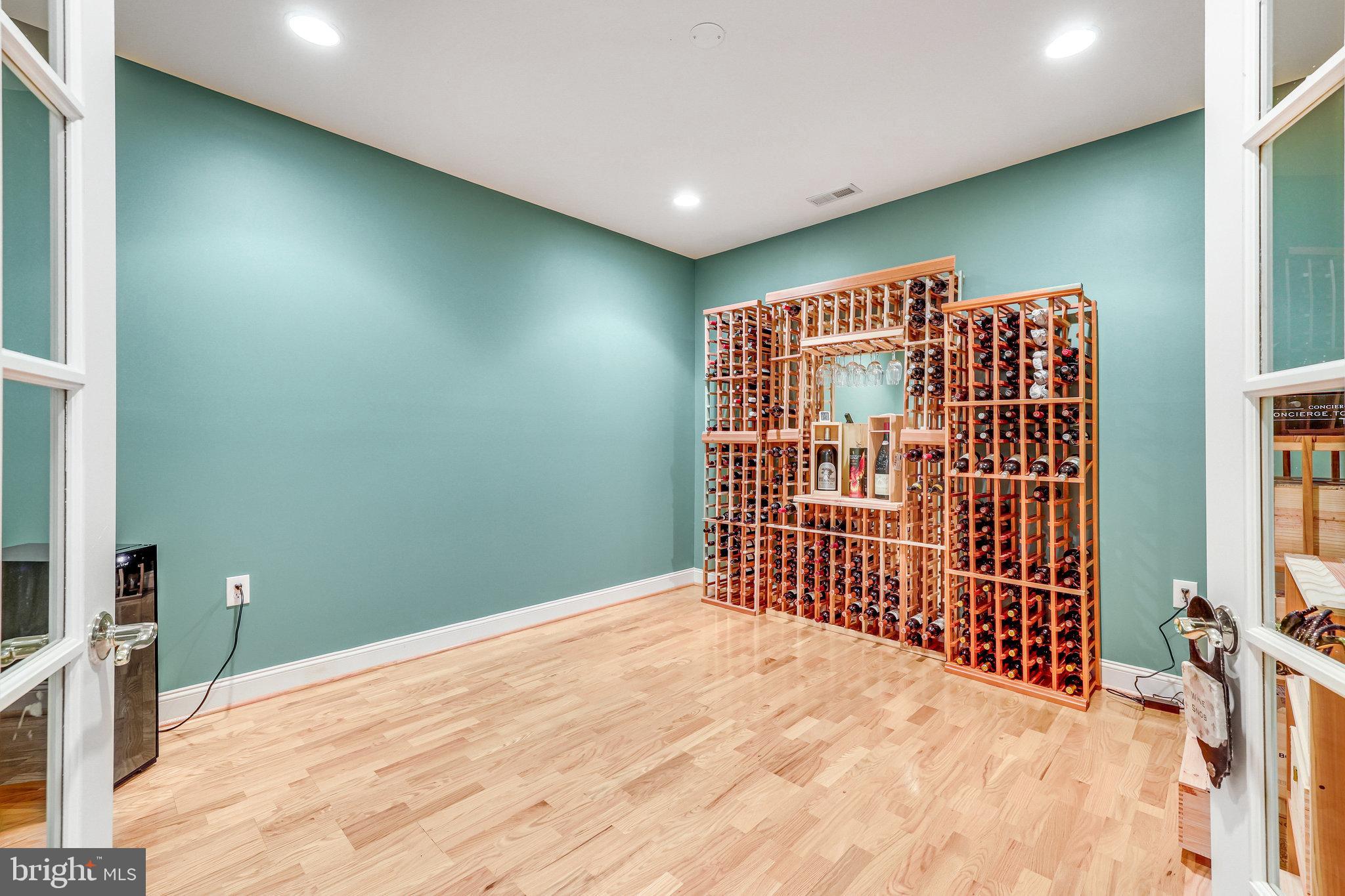 19060 KIPHEART DRIVE