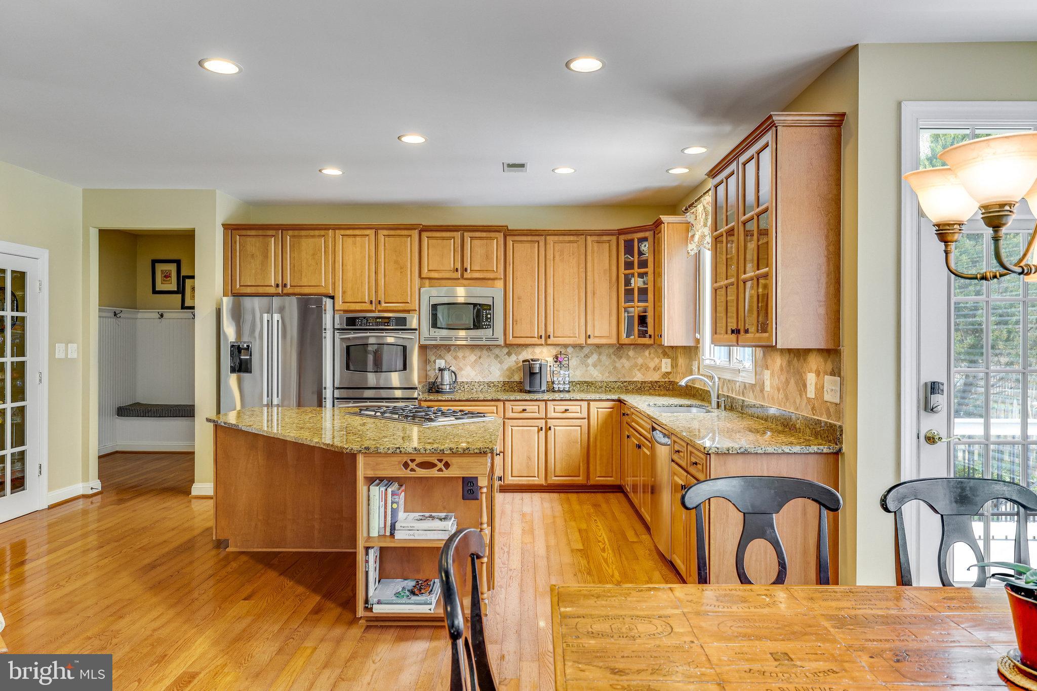 19060 KIPHEART DRIVE