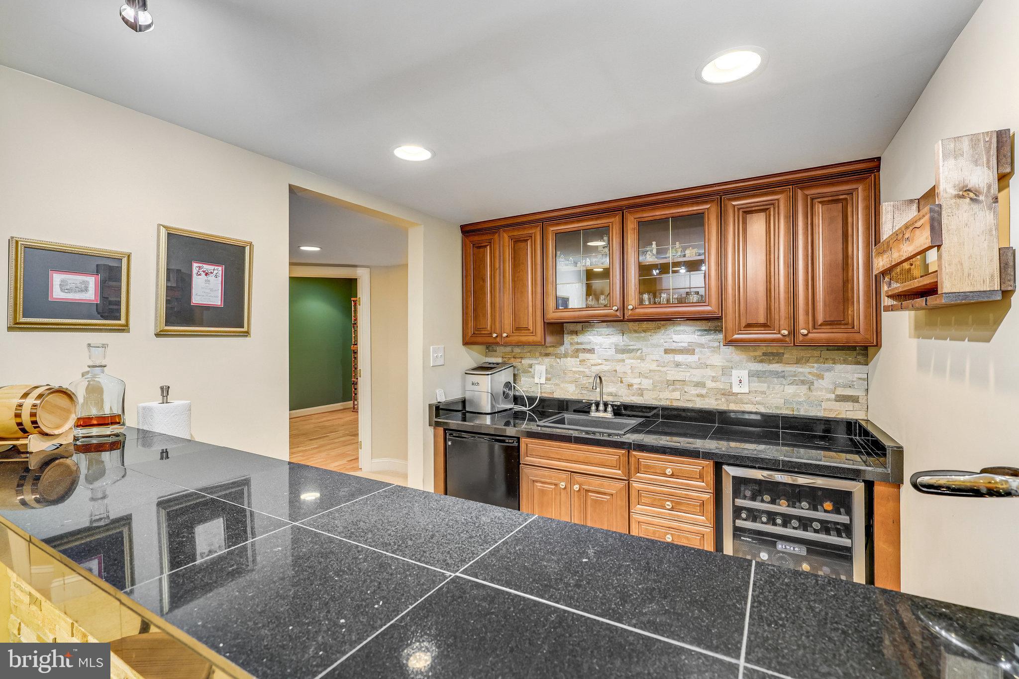 19060 KIPHEART DRIVE