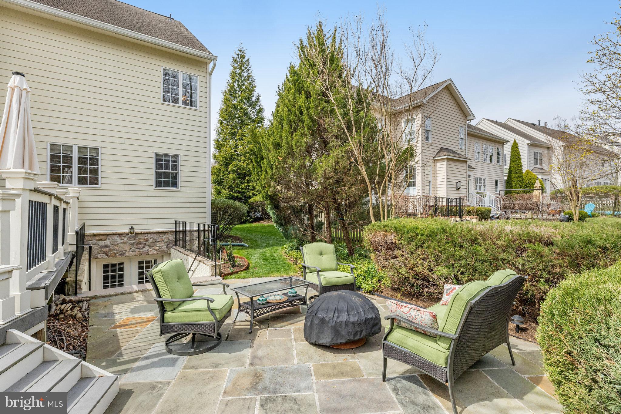 19060 KIPHEART DRIVE