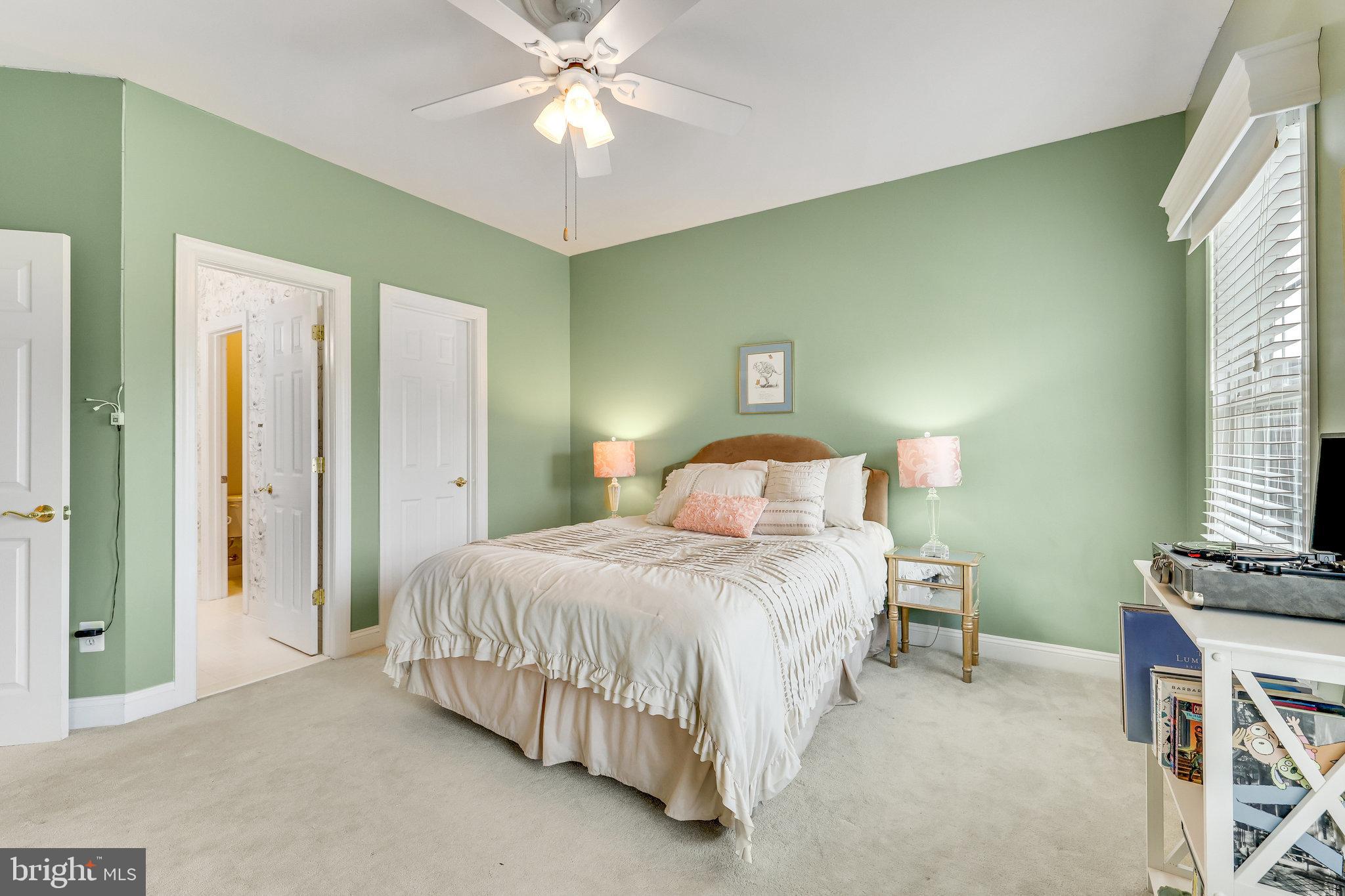 19060 KIPHEART DRIVE