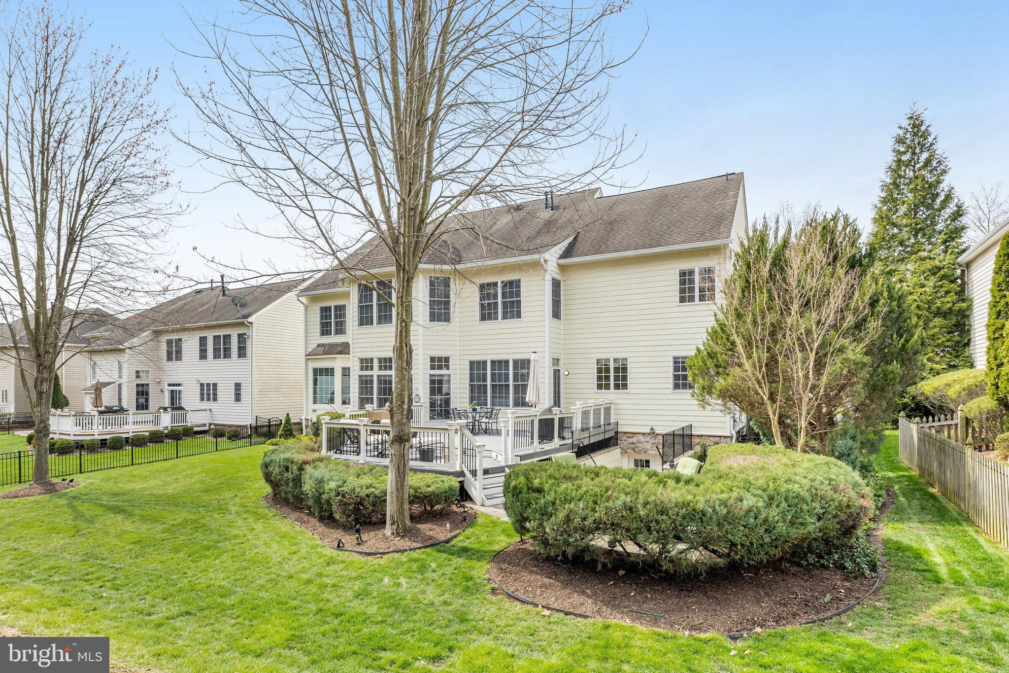 19060 KIPHEART DRIVE