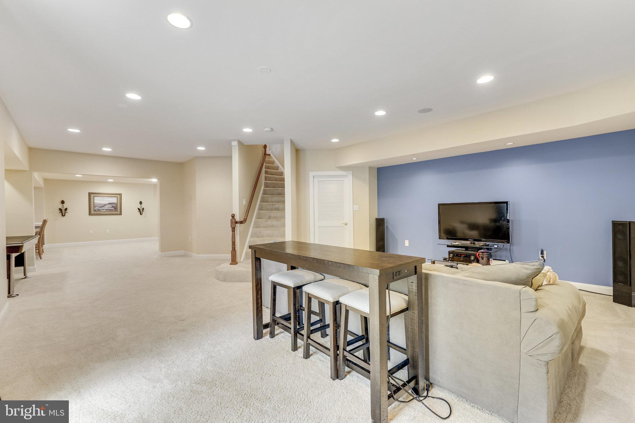 19060 KIPHEART DRIVE
