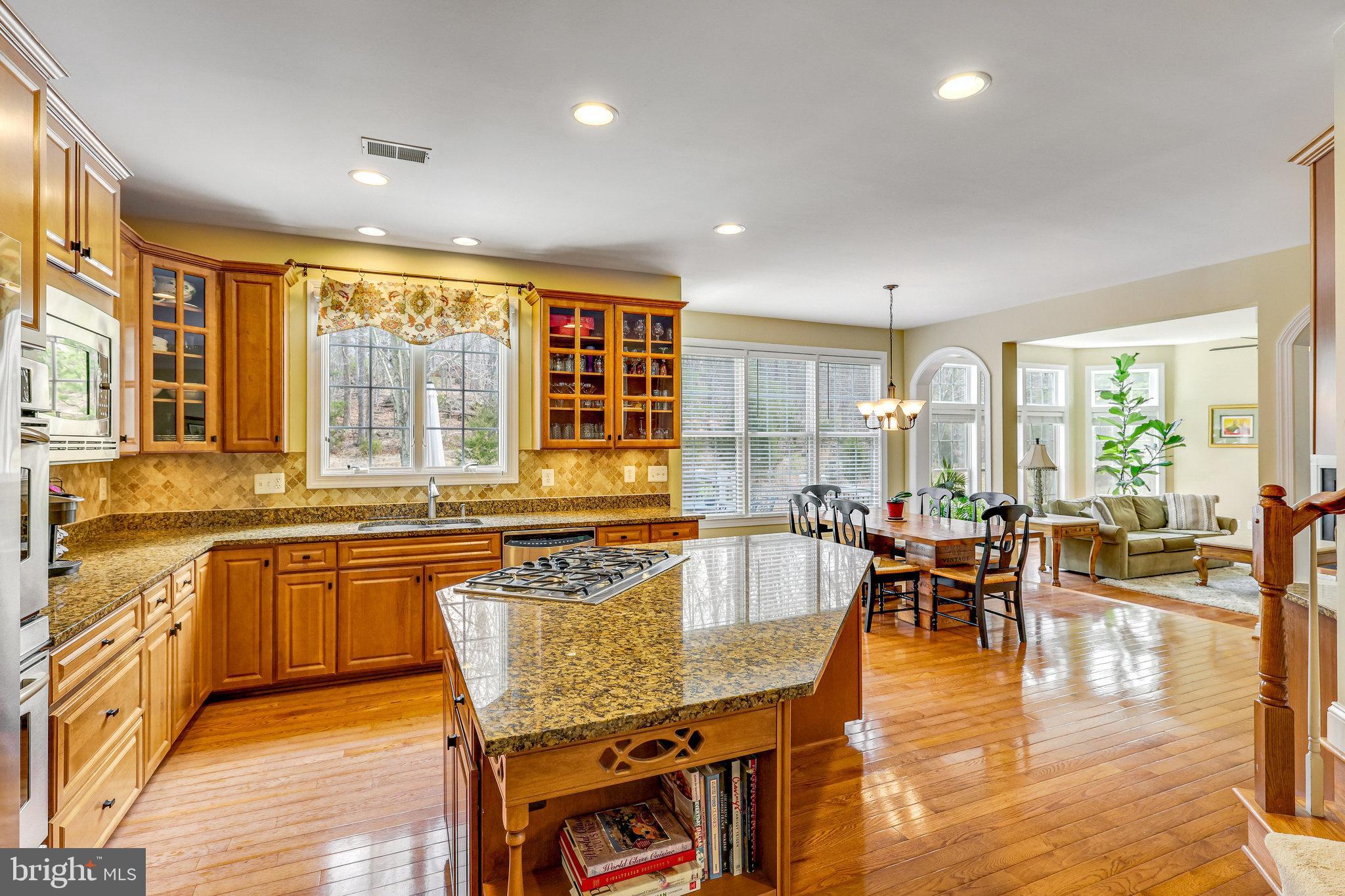 19060 KIPHEART DRIVE